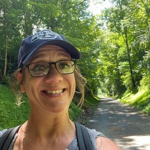 Meet your Posher, Claire